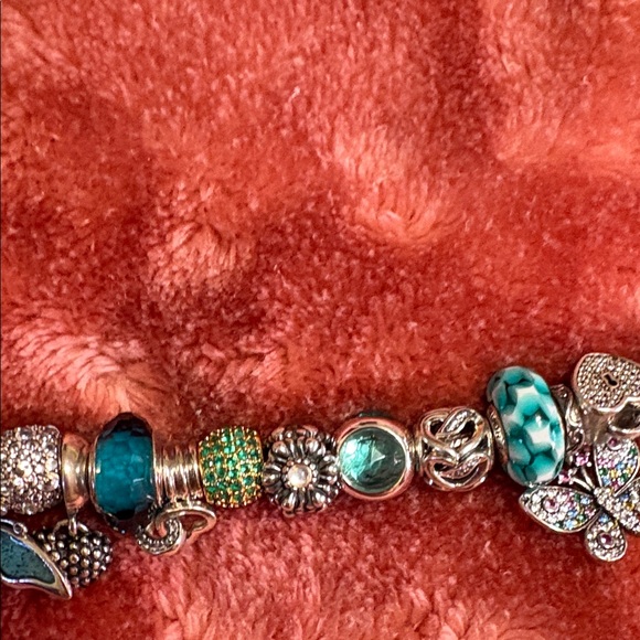 Pandora bracelet with turquoise and silver charms - Picture 6 of 8